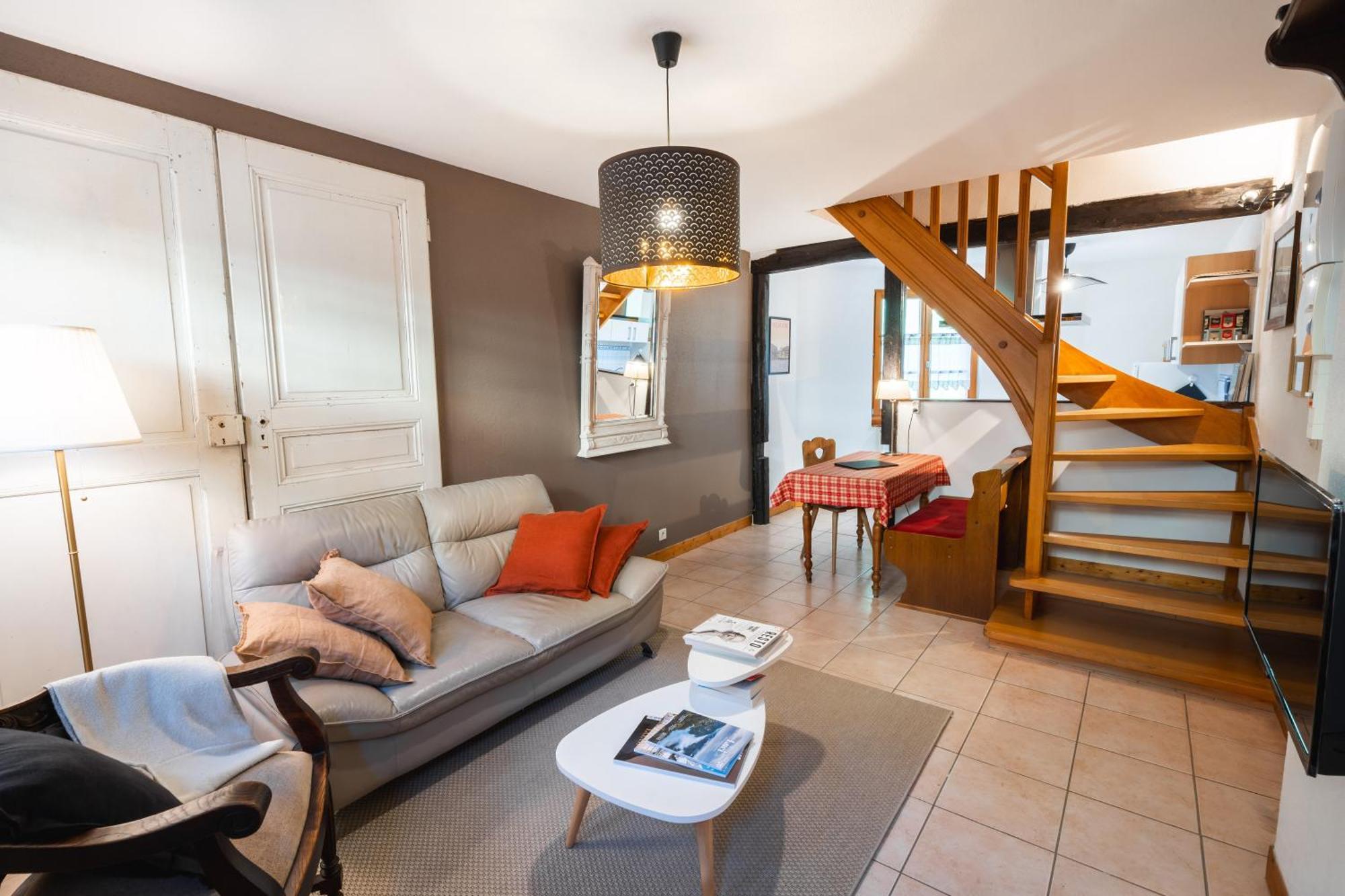 Les Suites - La Cour St Fulrad Saint-Hippolyte  Extérieur photo